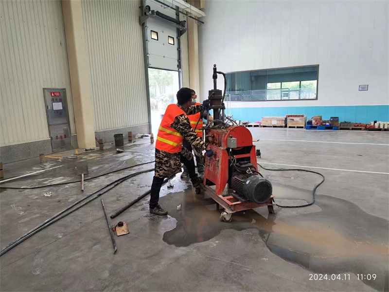 邕宁厂房地面下沉塌陷注浆加固施工